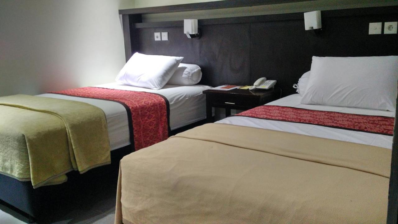 Maxi Hotel Kedonganan Jimbaran Dış mekan fotoğraf
